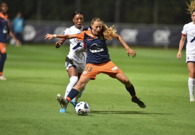 Rosalie Chaine, pour sa première en Première Ligue, face à Geyoro (photo MHSC) Rosalie Chaine, pour sa première en Première Ligue, face à Geyoro (photo MHSC)