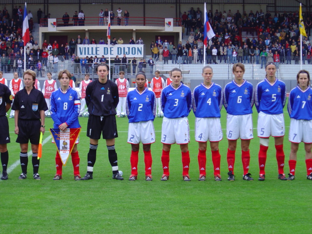 A Dijon, en 2004, les Bleues concèdent 5 buts face à la Russie, un record (photo Sébastien Duret)