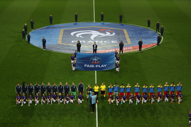 Bleues - FRANCE - ROUMANIE : 3-0 (Delie 16', Le Sommer 35', 48' - terminé) Bleues - FRANCE - ROUMANIE : 3-0 (Delie 16', Le Sommer 35', 48' - terminé)