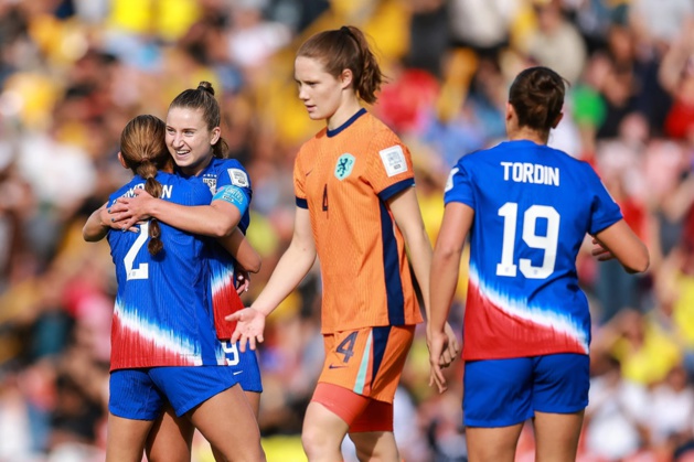 Les Américaines s'imposent sur un but contre son camp en fin de prolongation (photo FIFA.com) Les Américaines s'imposent sur un but contre son camp en fin de prolongation (photo FIFA.com)