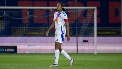 300e réussie pour Wendie Renard en championnat (photo Damien LG/OL) 300e réussie pour Wendie Renard en championnat (photo Damien LG/OL)