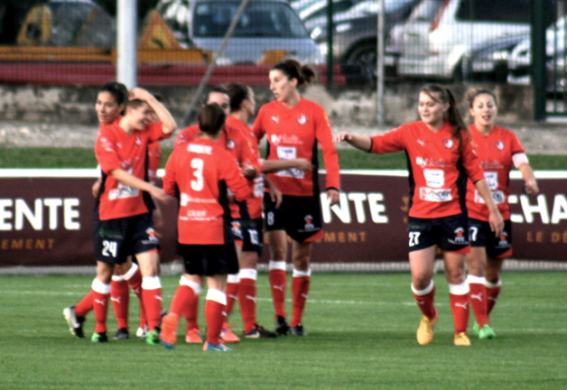 La journée débutera par La Roche - Soyaux, samedi soir (photo C Ringaud) La journée débutera par La Roche - Soyaux, samedi soir (photo C Ringaud)