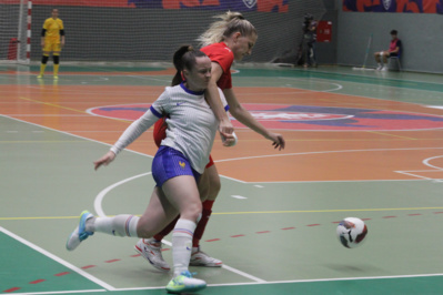 Match compliqué pour Pellegry et les Bleues (photo Sébastien Duret) Match compliqué pour Pellegry et les Bleues (photo Sébastien Duret)