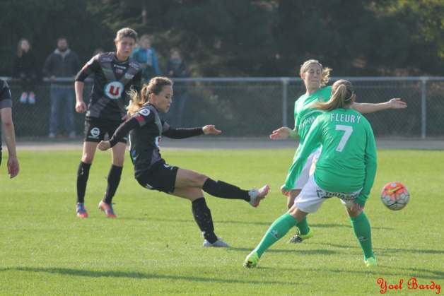 Lorgeré était la seule des trois anciennes Stéphanoises à jouer cette rencontre (photo Yoël Bardy) Lorgeré était la seule des trois anciennes Stéphanoises à jouer cette rencontre (photo Yoël Bardy)