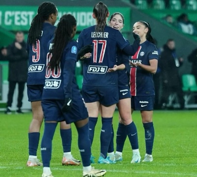 Les Parisiennes restent dauphines de l'OL à mi-parcours (photo PSG) Les Parisiennes restent dauphines de l'OL à mi-parcours (photo PSG)