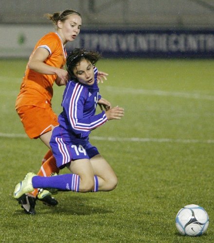 Brétigny signe un doublé (Photos : Leo Soeters, vrouwenvoetbal.nl)