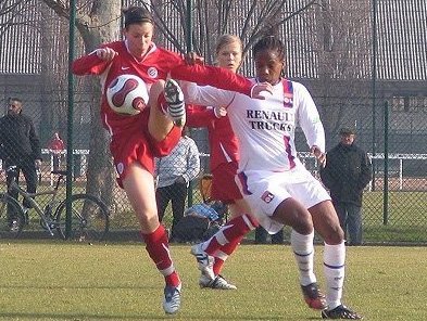 Agard et la défense de Montpellier n'ont pas cédé devant Katia (photo : Denis Dupont) Agard et la défense de Montpellier n'ont pas cédé devant Katia (photo : Denis Dupont)
