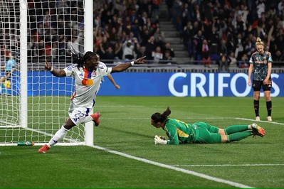 Chawinga inscrit le 3e but en seconde période (photo UEFA.com) Chawinga inscrit le 3e but en seconde période (photo UEFA.com)