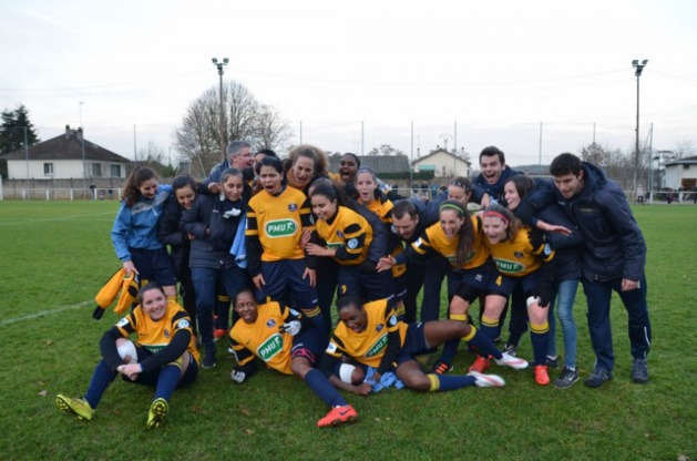 Les joueuses de Poissy après leur qualification face à Parisis (photo AS Poissy) Les joueuses de Poissy après leur qualification face à Parisis (photo AS Poissy)