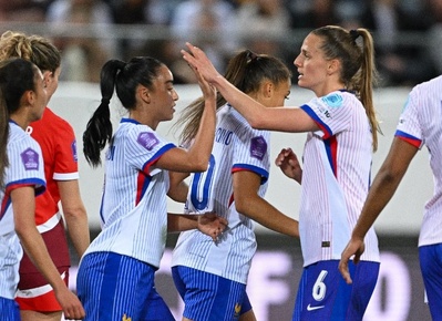 Bleues - La FRANCE passe la troisième Bleues - La FRANCE passe la troisième