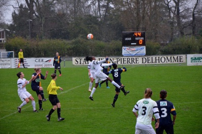 Duel aérien entre Tandia et Cambot Duel aérien entre Tandia et Cambot