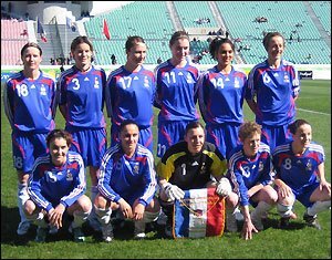 Les Bleues avant le coup d'envoi (photo : FFF.fr)