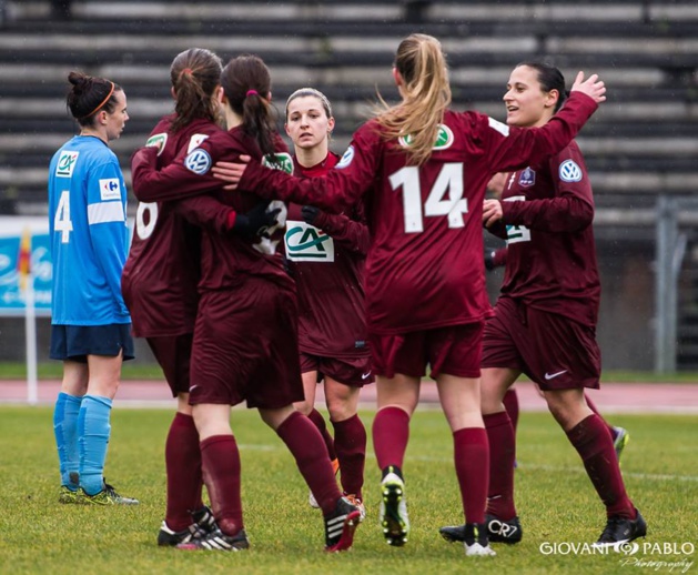 Les Messines se congratulent après leur second but (photo Giovani Pablo) Les Messines se congratulent après leur second but (photo Giovani Pablo)
