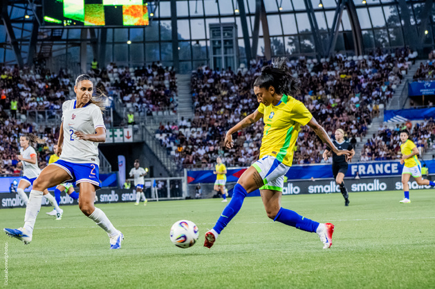 Bleues – Une dernière remontée avant la Suisse