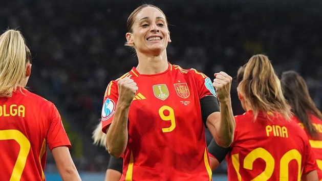 Esther Gonzalez (photo UEFA.com) Esther Gonzalez (photo UEFA.com)