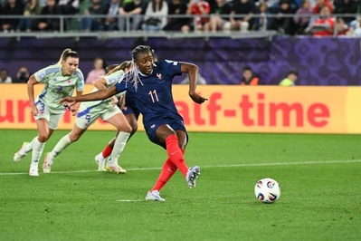 Diani donne l'avantage avec la pause (photo UEFA.com) Diani donne l'avantage avec la pause (photo UEFA.com)