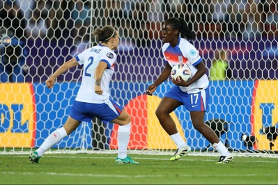 En deux minutes, l'Angleterre est revenue dans la partie (photo UEFA.com)