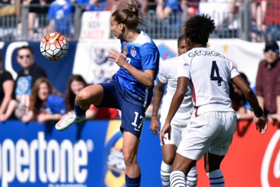 Georges avec ses partenaires de la défense ont livré un grand match (photo USSoccer) Georges avec ses partenaires de la défense ont livré un grand match (photo USSoccer)
