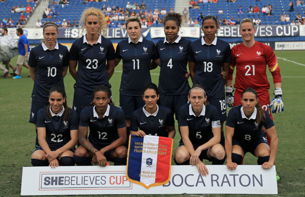 Bleues - FRANCE - ANGLETERRE : 0-0 - L'attaque est encore restée muette Bleues - FRANCE - ANGLETERRE : 0-0 - L'attaque est encore restée muette