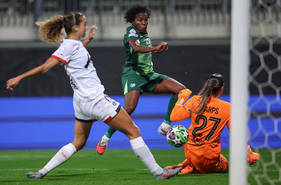 #UWCL - Le PSG lourdement battu à WOLFSBURG #UWCL - Le PSG lourdement battu à WOLFSBURG