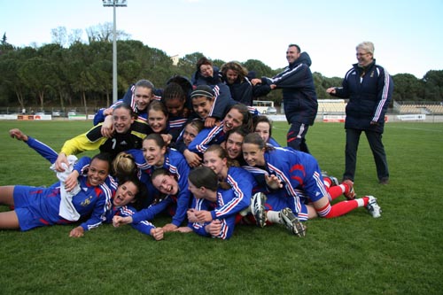 Les 17 ans qualifiées pour la Coupe du Monde !