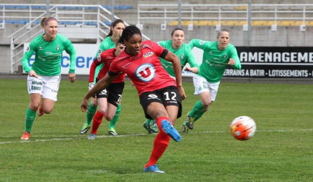 Oparanozie réalise un triplé (photo ASSE féminine) Oparanozie réalise un triplé (photo ASSE féminine)