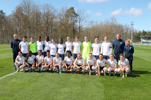 Le groupe de l'équipe de France B Le groupe de l'équipe de France B