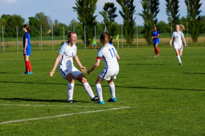 La joie des Anglaises Douglas et Hemp (photo Sébastien Duret) La joie des Anglaises Douglas et Hemp (photo Sébastien Duret)