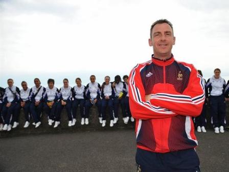 Les mini-Bleues à un match du bonheur européen (photo : UEFA) Les mini-Bleues à un match du bonheur européen (photo : UEFA)