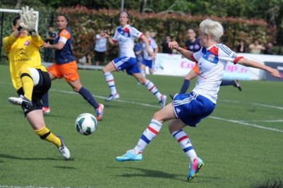 Megan Rapinoe devant Laëtitia Philippe (photo MHSC) Megan Rapinoe devant Laëtitia Philippe (photo MHSC)