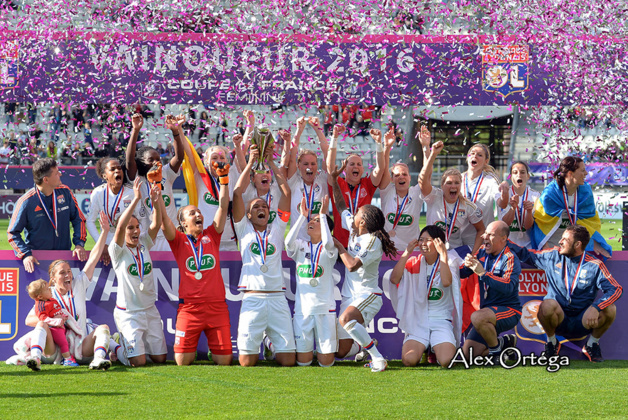 #CDFF (Finale) - Louisa NECIB libère l'OLYMPIQUE LYONNAIS (2-1) #CDFF (Finale) - Louisa NECIB libère l'OLYMPIQUE LYONNAIS (2-1)