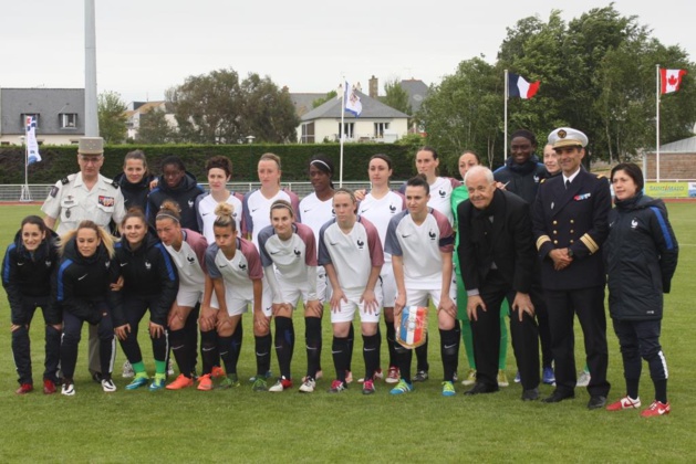 Militaires - Troisième set pour les Françaises (6-0) Militaires - Troisième set pour les Françaises (6-0)