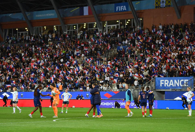 7 559 spectateurs au stade des Alpes (photos UEFA.com) 7 559 spectateurs au stade des Alpes (photos UEFA.com)