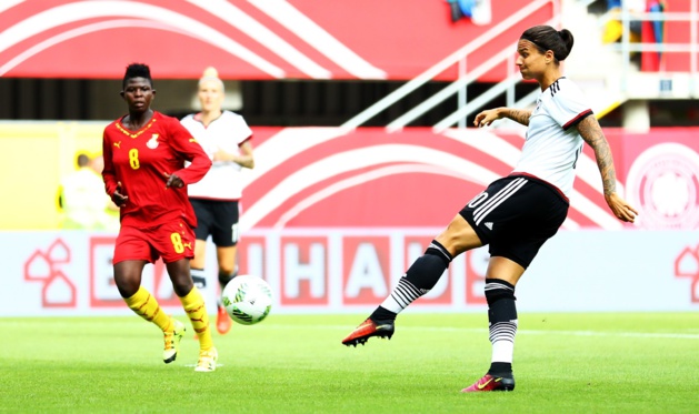 Dzsenifer Marozsan a signé un doublé, ici son premier but (photo DFB) Dzsenifer Marozsan a signé un doublé, ici son premier but (photo DFB)