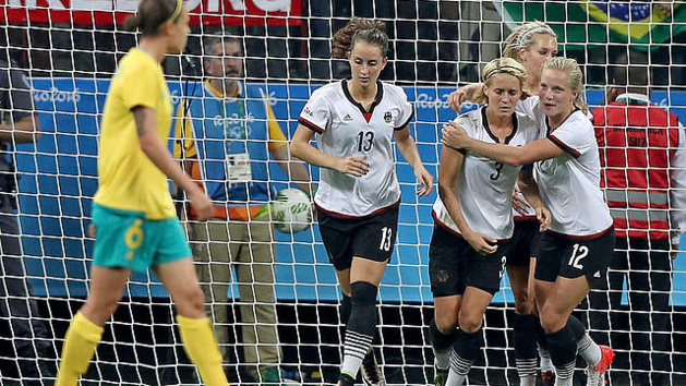 Bartusiak est venue prêtée main forte pour égaliser en fin de match (photo DFB) Bartusiak est venue prêtée main forte pour égaliser en fin de match (photo DFB)