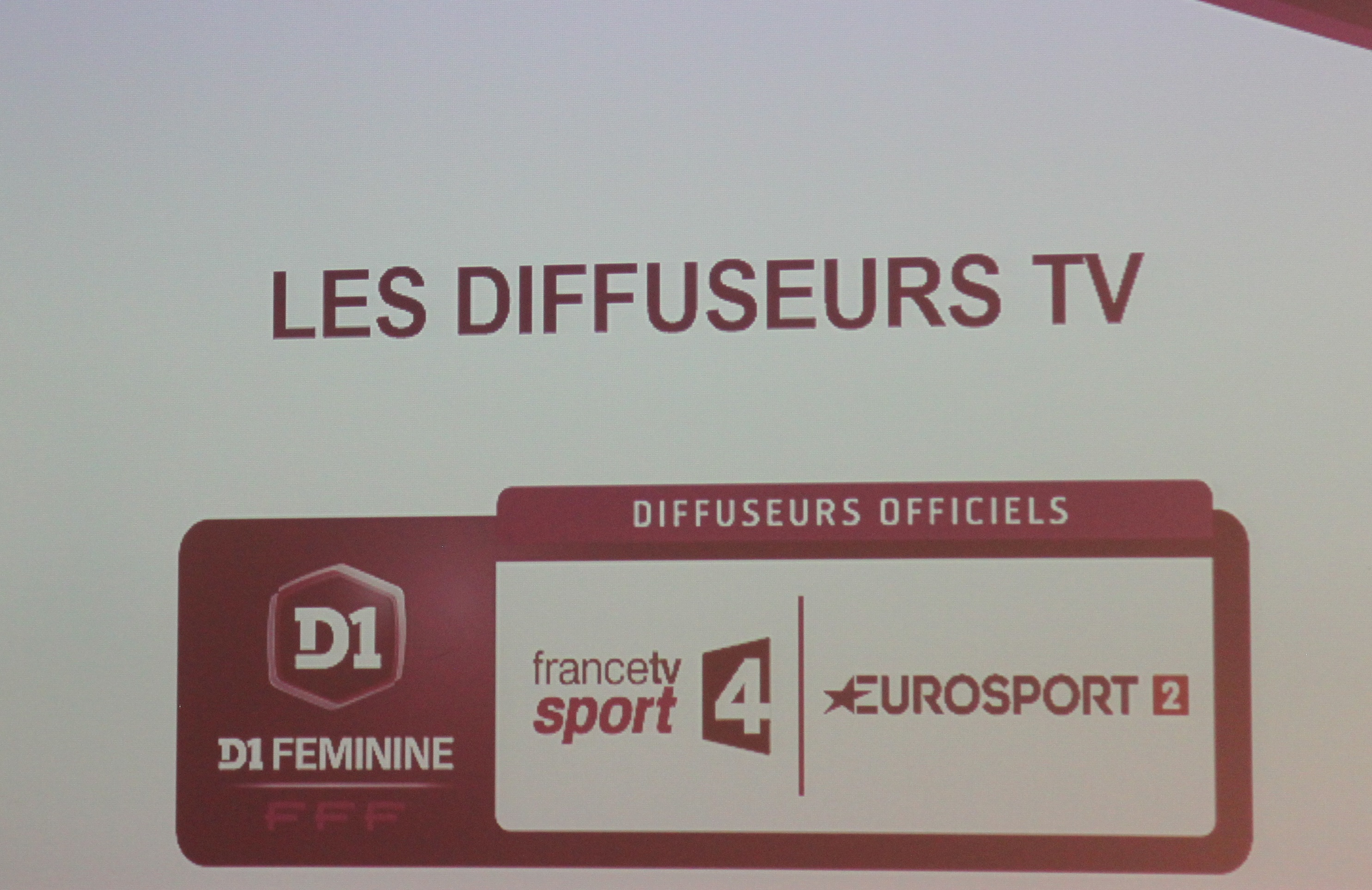 #D1F - Télévisions : De nouveaux "écrins" souhaités pour favoriser la diffusion