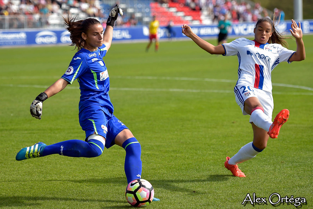 Cascarino partage la première place