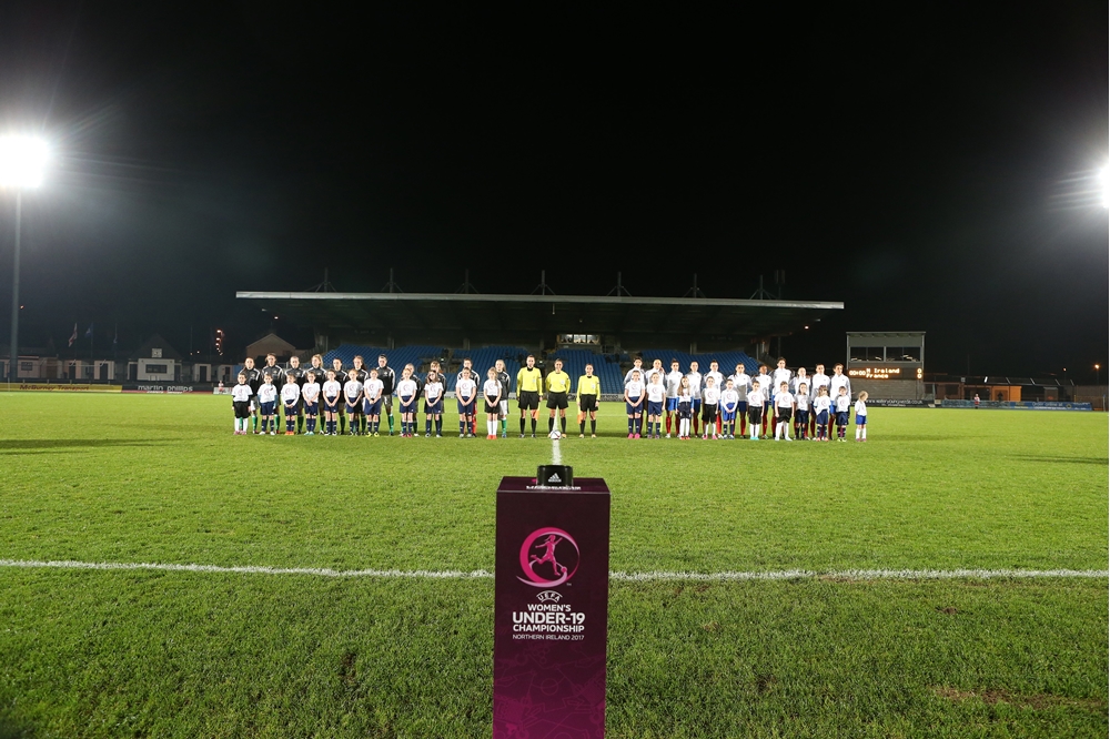 (photo Irish FA) (photo Irish FA)