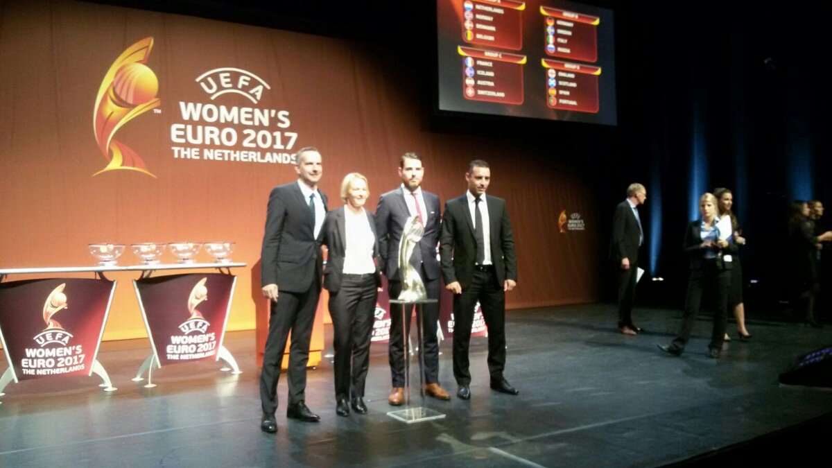 Les quatre sélectionneurs du groupe C Les quatre sélectionneurs du groupe C