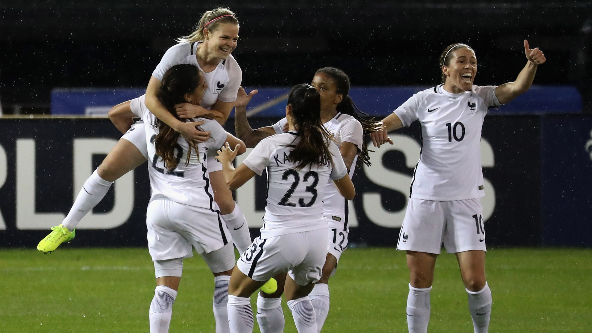 Les Bleues s'imposent deux fois et concèdent un nul à la SheBelieves Cup (photo FFF) Les Bleues s'imposent deux fois et concèdent un nul à la SheBelieves Cup (photo FFF)