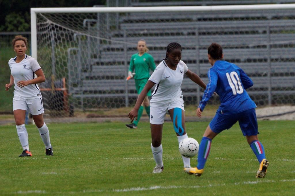 Oriane Jean-François a imposé son jeu au milieu de terrain (photo Sébastien Duret) Oriane Jean-François a imposé son jeu au milieu de terrain (photo Sébastien Duret)