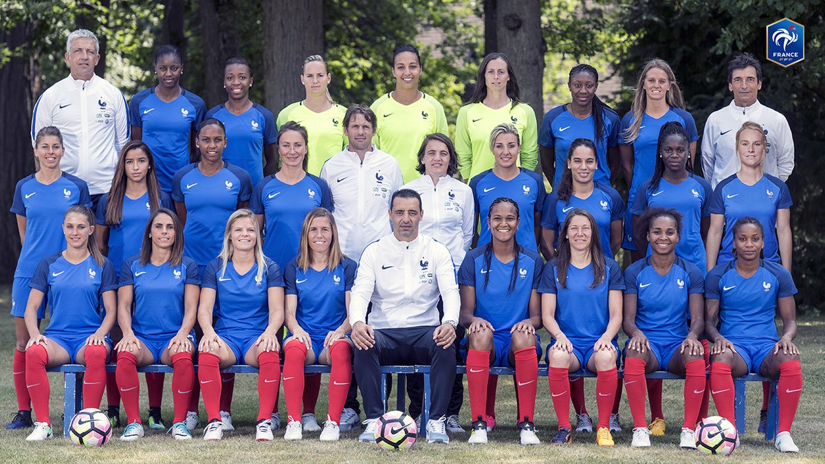 Bleues - La photo officielle pour l'EURO