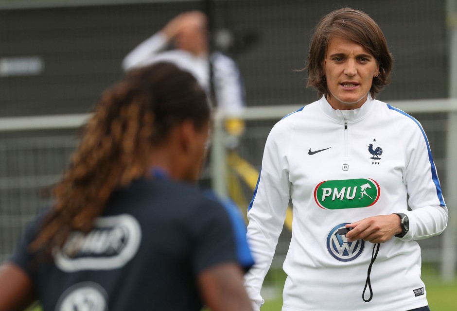 Provost est l'adjointe d'Echouafni (photo Antonio Mesa/FFF)