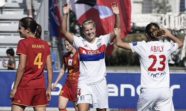 Hegerberg réussit son premier triplé avec l'OL (photo OLweb.fr)