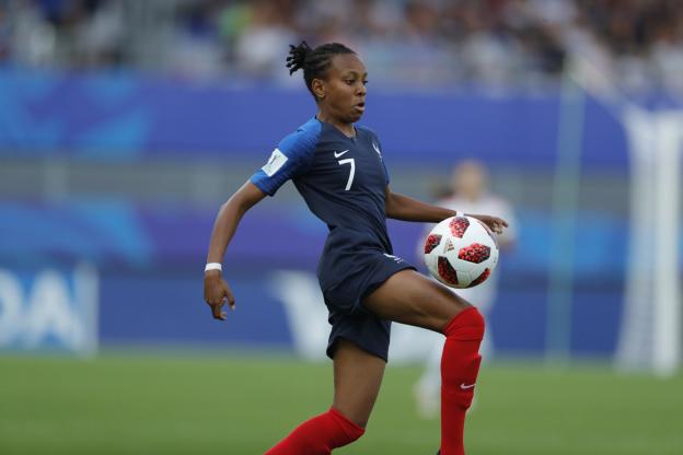 Bleues - Emelyne LAURENT : « Ce serait bête de passer à côté » Bleues - Emelyne LAURENT : « Ce serait bête de passer à côté »