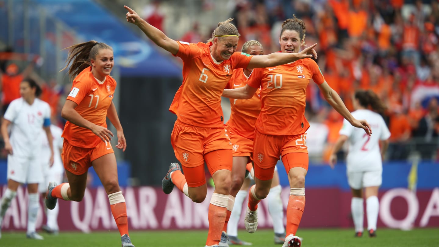 La Montpelliéraine Dekker a ouvert le score (photo FIFA.com)