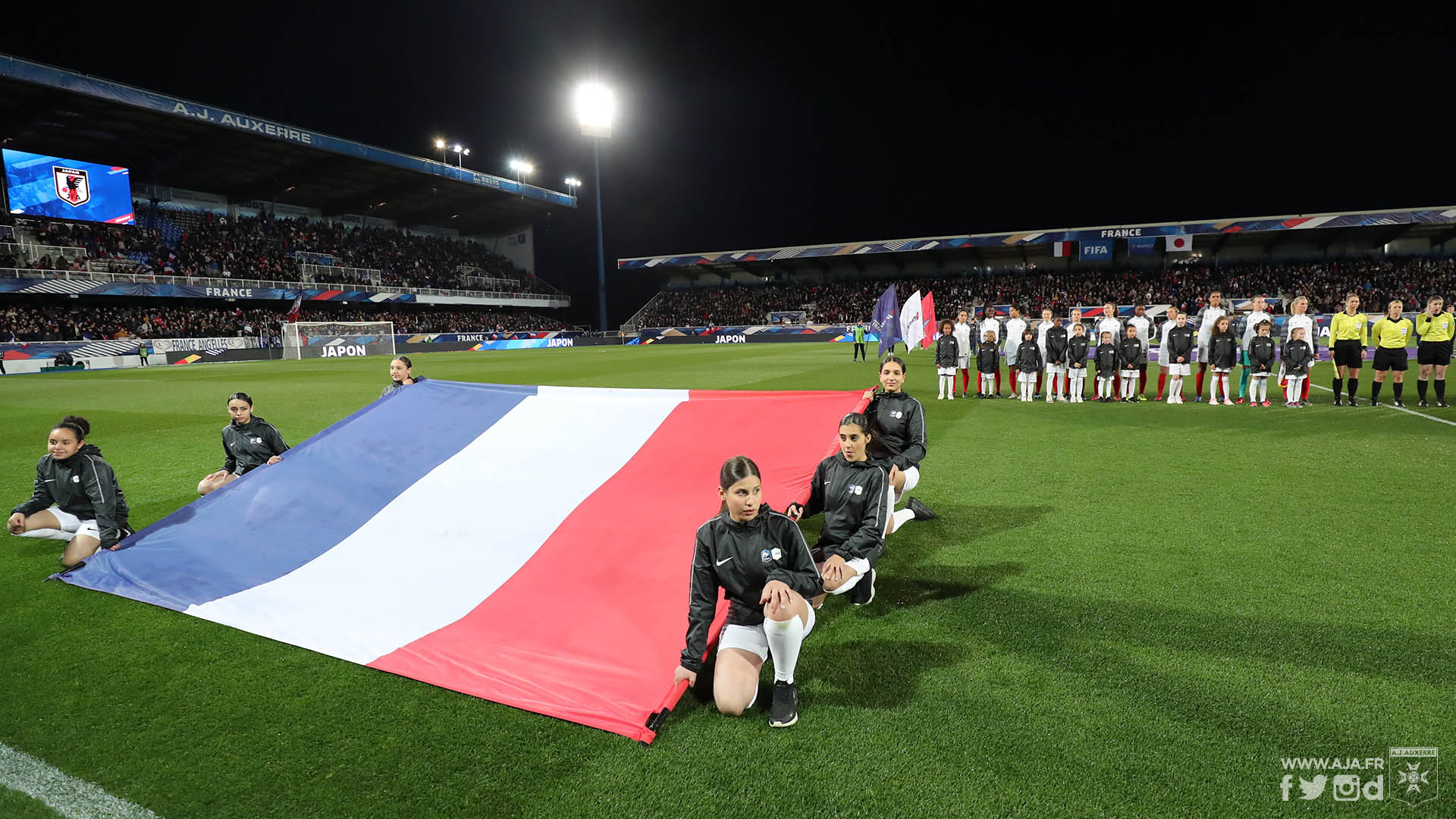 La France disputera trois matchs en mars sur son sol (photo AJA)