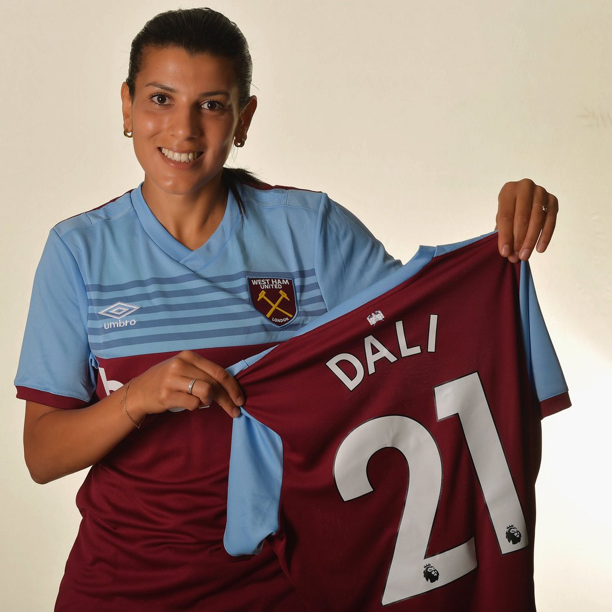 Bleues - Kenza DALI : « Je voulais taper dans mes limites »
