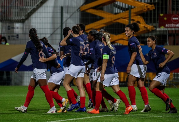 Joie tricolore (photo FFF) Joie tricolore (photo FFF)