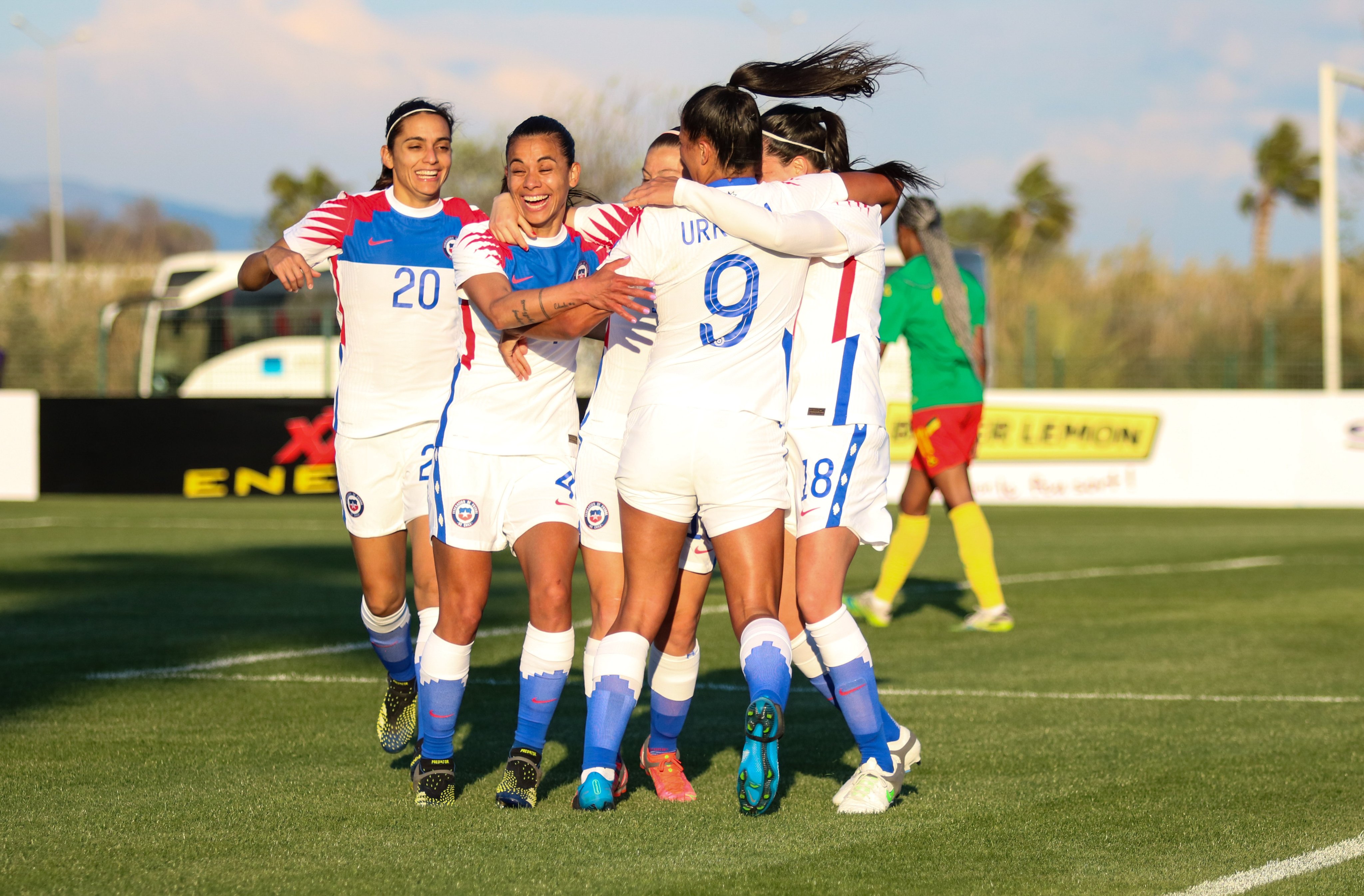 Les joueuses de la Roja ont l'avantage avant le match retour. Les joueuses de la Roja ont l'avantage avant le match retour.